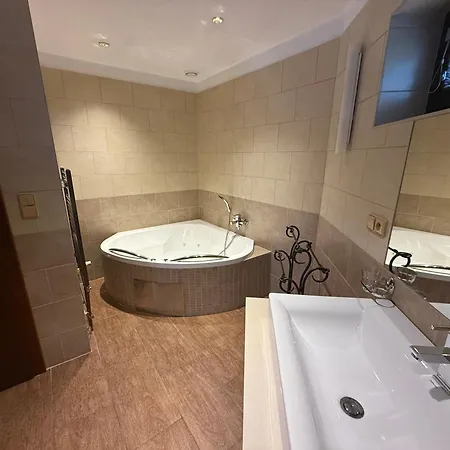 Plzensky Dvur 4*