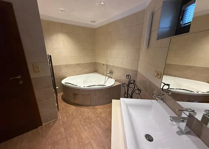 Plzensky Dvur 4*